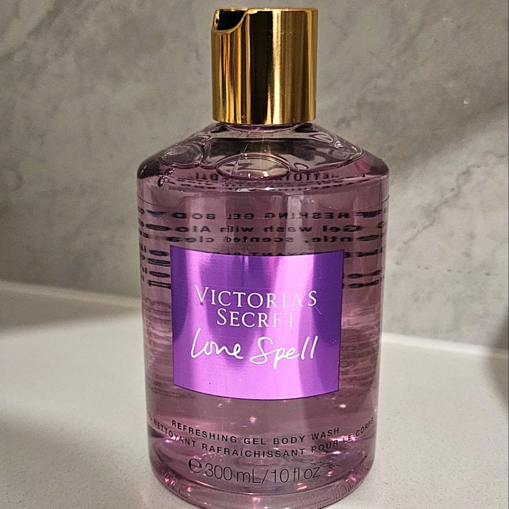 Victoria's Secret Love Spell Refreshing Gel Body Wash - Rare FIND!! Purple GOLD